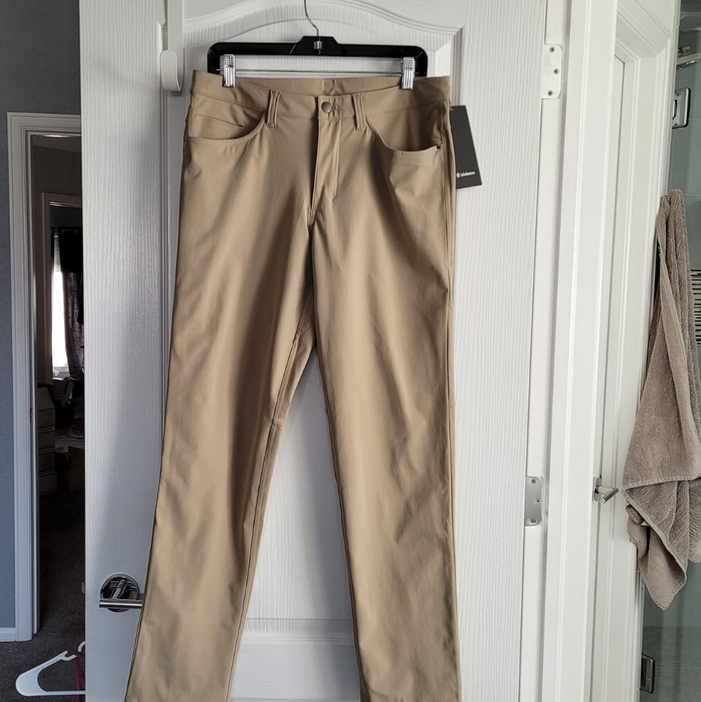 Lululemon ABC pant classic 32" L